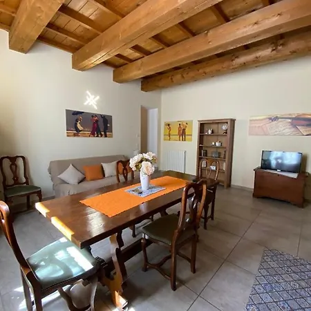 Apartment Casa Celin:in Centro Storico Ad Un Passo Dal Mare